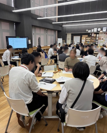 教員研修の様子